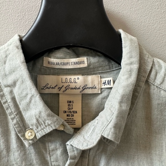 HM men’s short sleeve button up - Picture 3 of 3